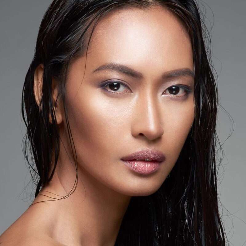 Glow Makeup by Lana Vallo