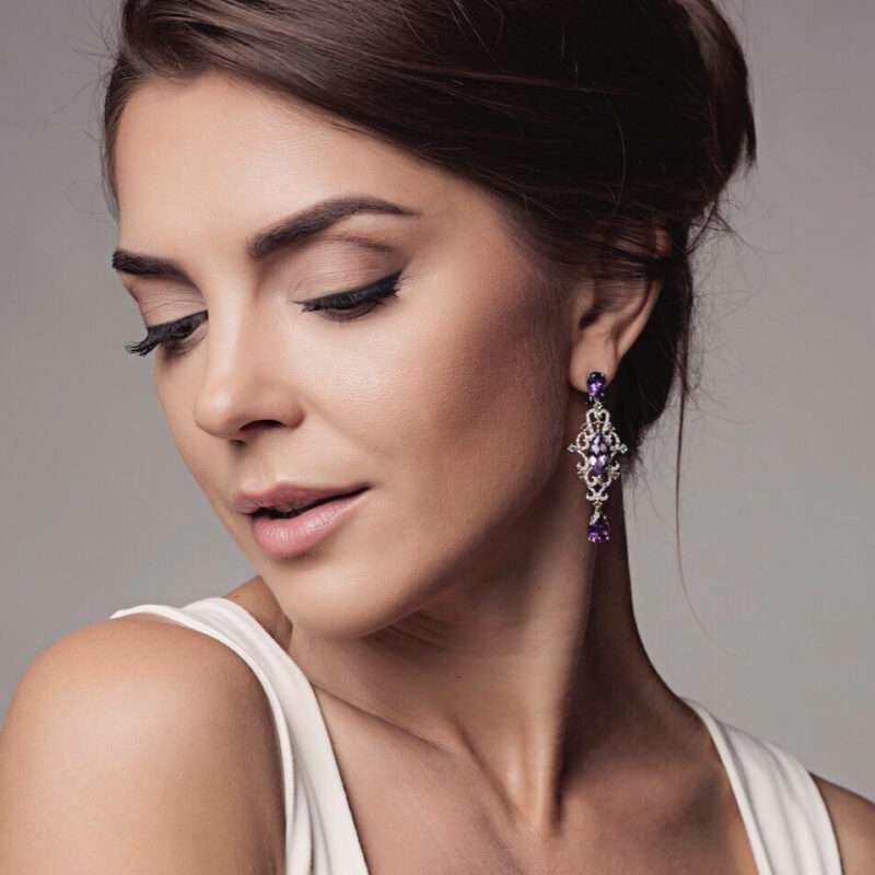 Glow Makeup by Lana Vallo