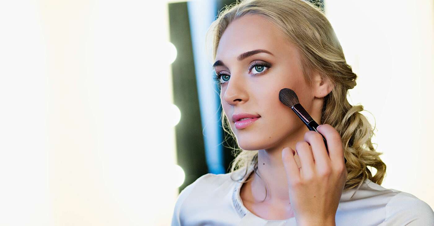 Glow Makeup by Lana Vallo