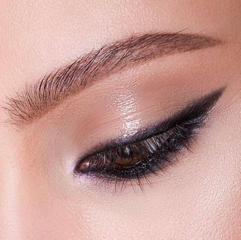Glow Makeup by Lana Vallo